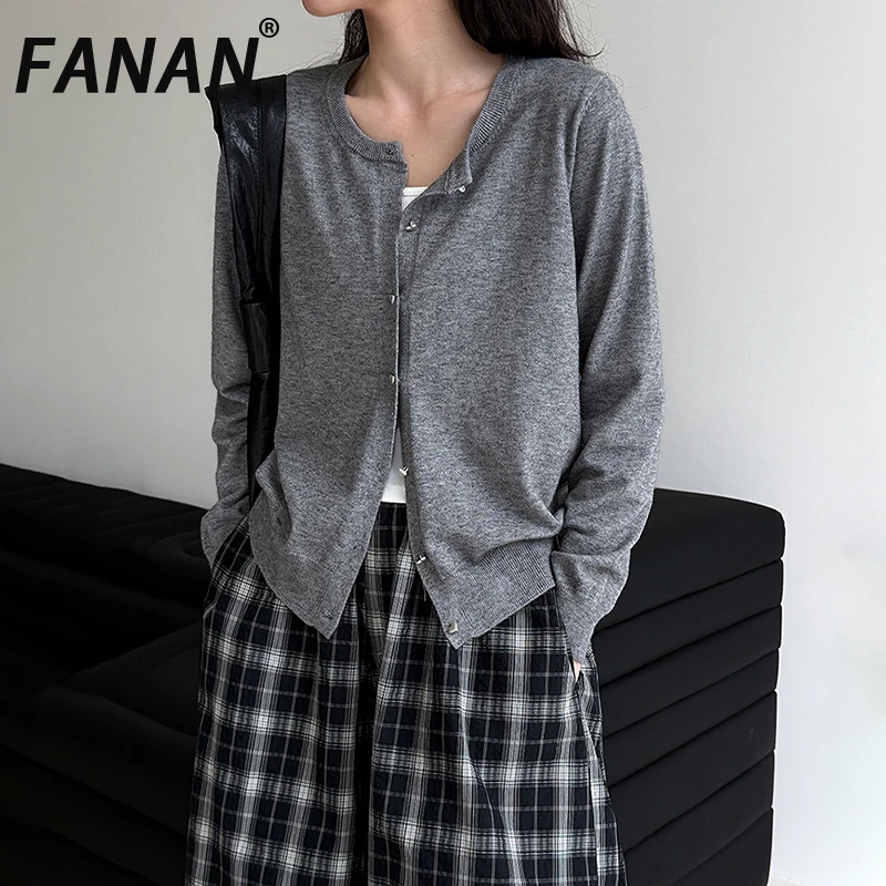 

FANAN Solid Minimalism Knitting Cardigan Sweater For Women Round Neck Single Breasted Long Sleeve Fashion Coats 2025 Autumn New