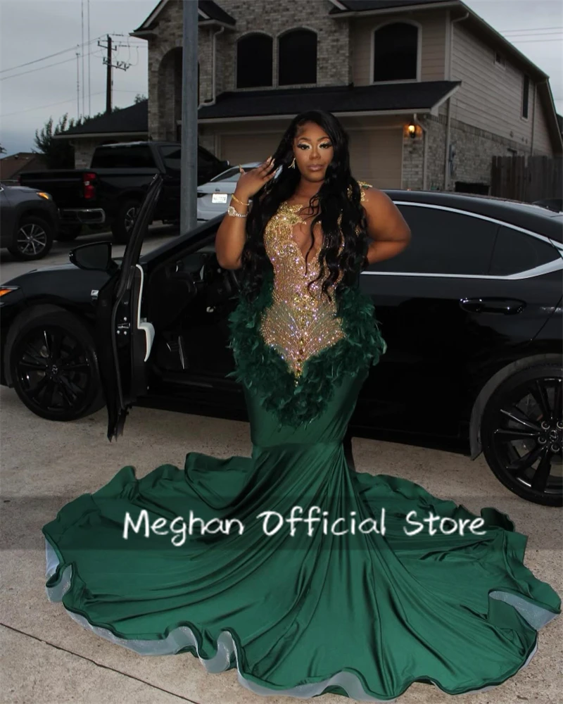

Emerald Green O Neck Long Prom Dresses For Black Girl Bead Crystal 2025 Birthday Luxury Dress Feather Graduation Gown Customized
