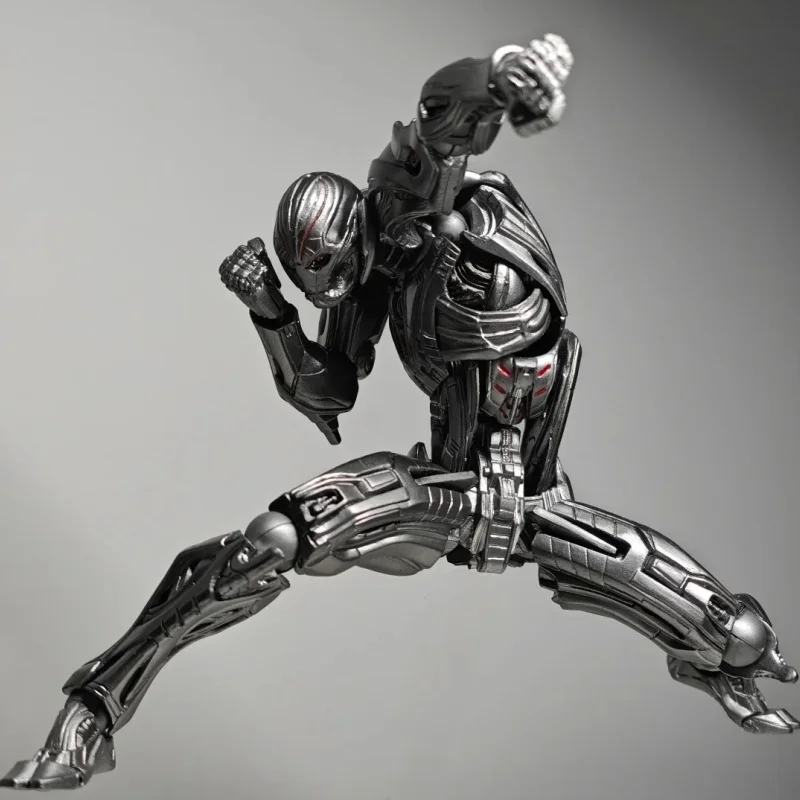 Nova chegada ac fábrica ultron kaiyodo incrível yamaguchi avenger anime figura de ação coletar modelos ko ornamento brinquedo de mesa presentes