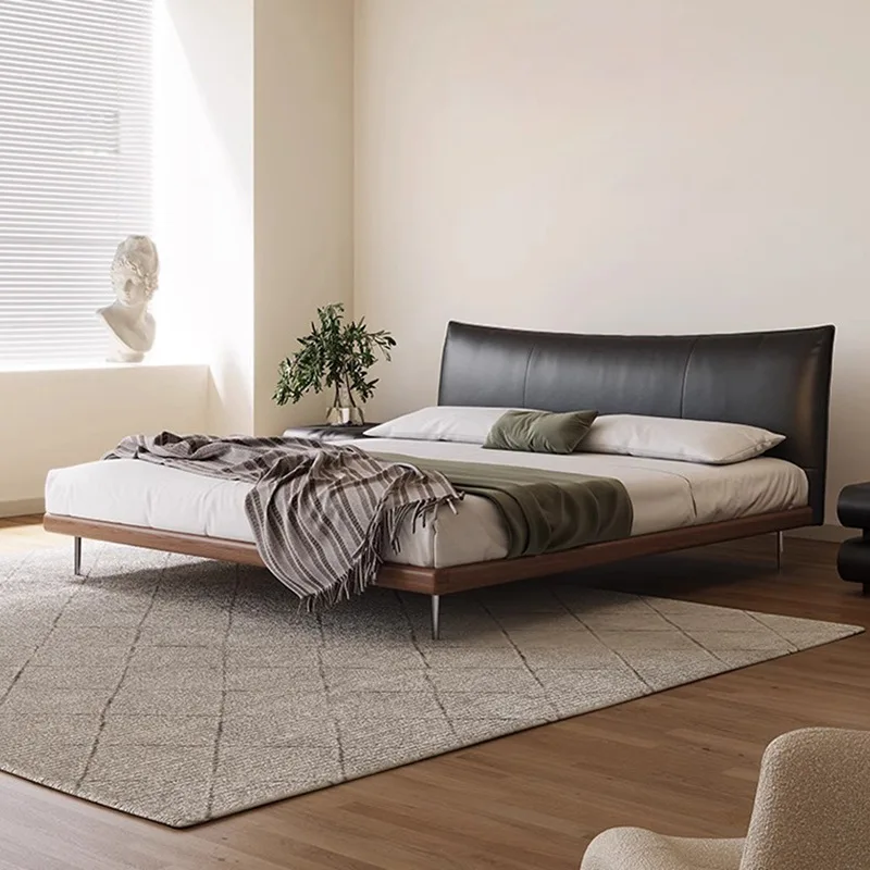 

Bauhaus Medieval Solid Wood Leather Bed Italian Minimalist Style Black First Layer Cowhide Soft Bag Double Bed