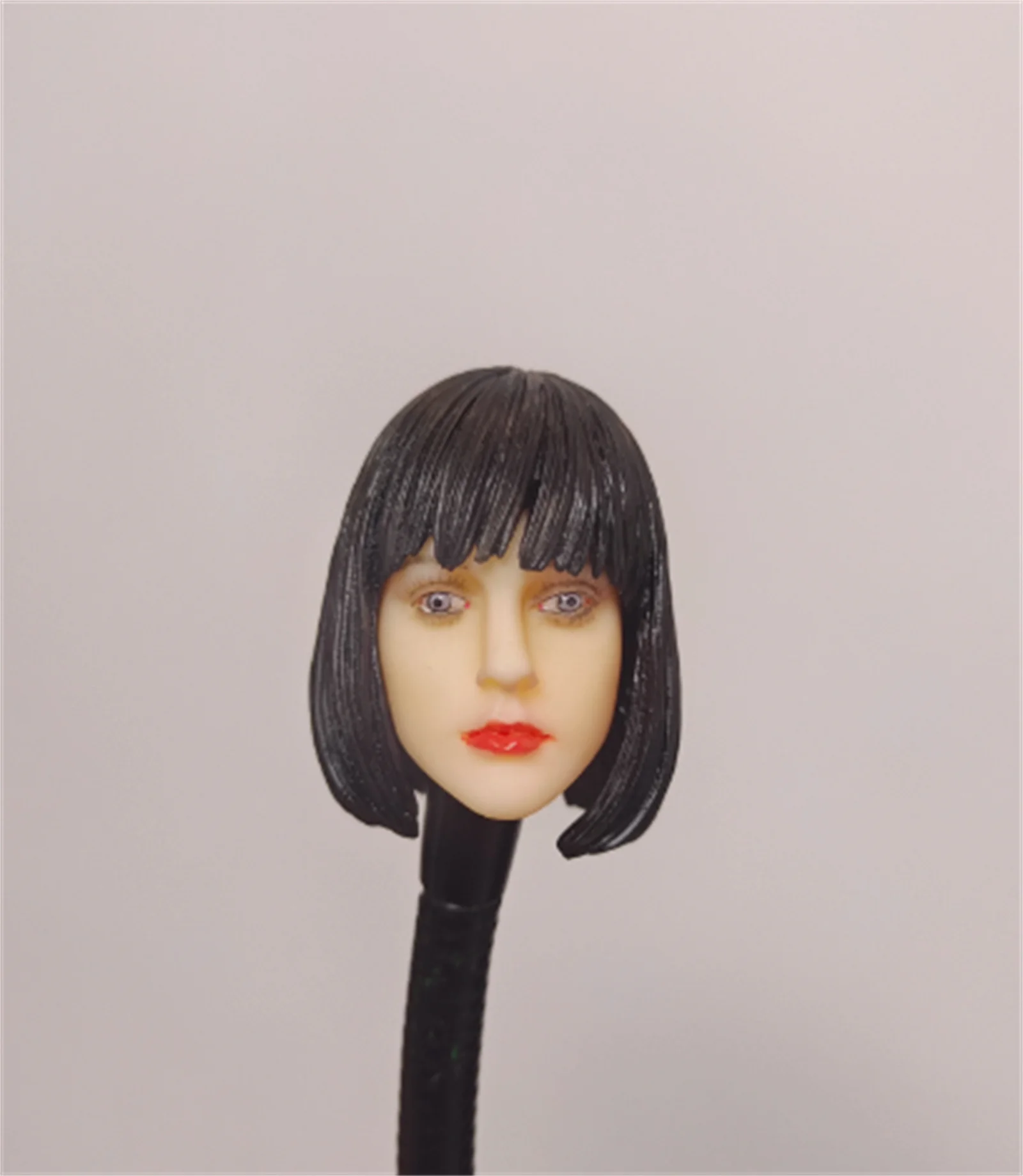 

Масштаб 1:6, скульптура головы с короткими волосами, женская голова для девочек, скульптура F 12 дюймов PH TBHair, модель подходит для 12-дюймовой фигурки женщины-солдата