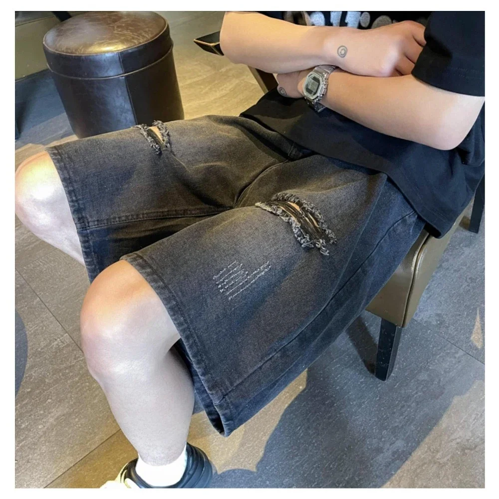 Verão estilo fino shorts jeans masculino baggy em linha reta moda cintura elástica calças de brim curtas coreano streetwear joelho shorts masculino