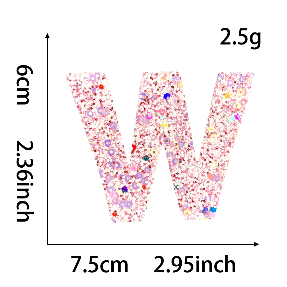26. różowa naszywka z haftem literowym używana do czapek i plecaków. Akcesoria odzieżowe. Dekoracja z naszywkami w kształcie liter