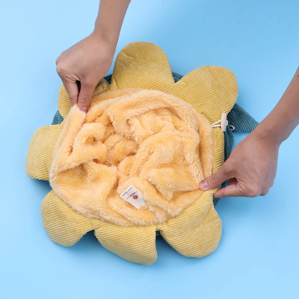 

Pet Cat Tunnel with Vegetables Print Green Cucumber Color Foldable and Portable for Cats Playtime Hiding Running Crawling Active