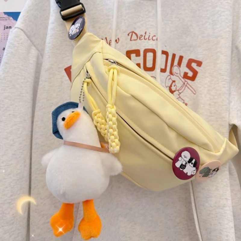 Borsa casual in tela da donna 2025 nuova borsa a tracolla alla moda borsa sportiva estiva borsa da petto versatile di nicchia