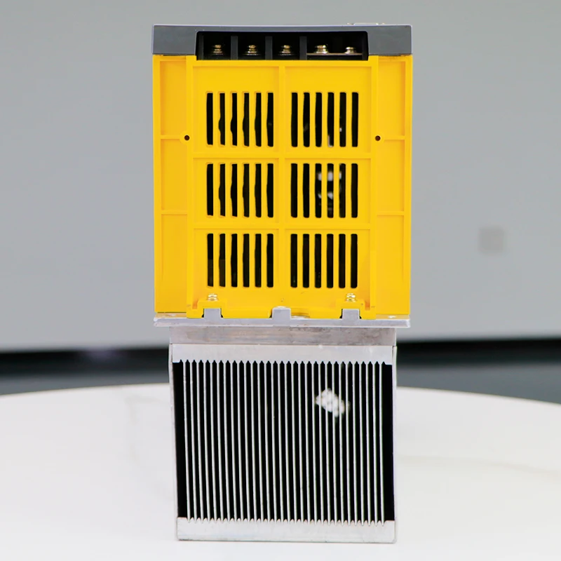ل FANUC A06B-6088-H230 محرك سيرفو مستعمل A06B-6088-H230 # H500