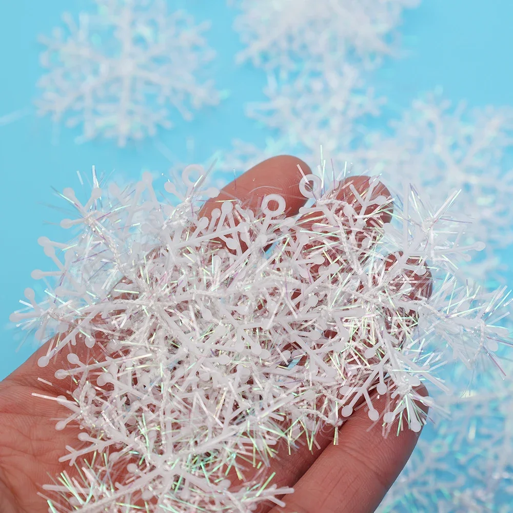 30Pcs Plastic White Snowflakes Christmas Ornaments Xmas Tree Hanging Pendant Artificial Glitter Snow Flake DIY Wreath Decoration