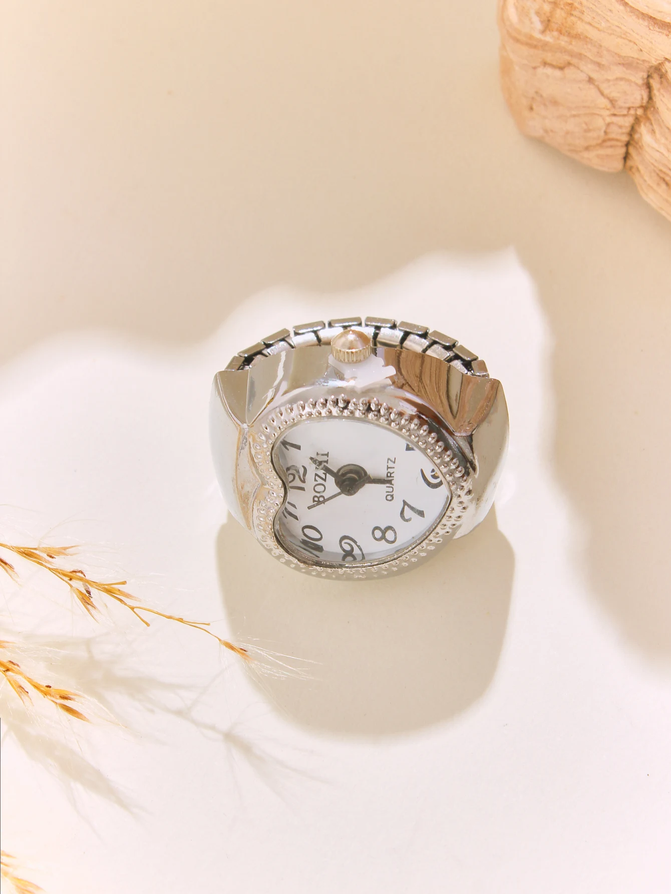 Heart Finger Ring Watch Round Creative Quartz Watches Fashion Couple Watches Accessories