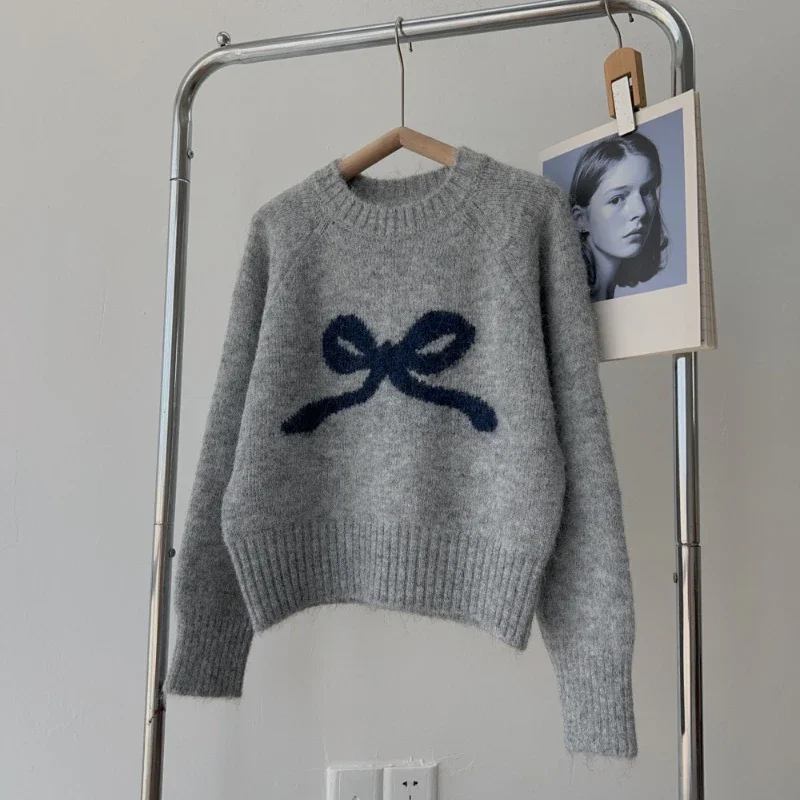 

Nice Gray Bow Round Neck Pullover Inner Wear Sweater Women Autumn And Winter 2024 New Small Soft Glutinous Base Knit