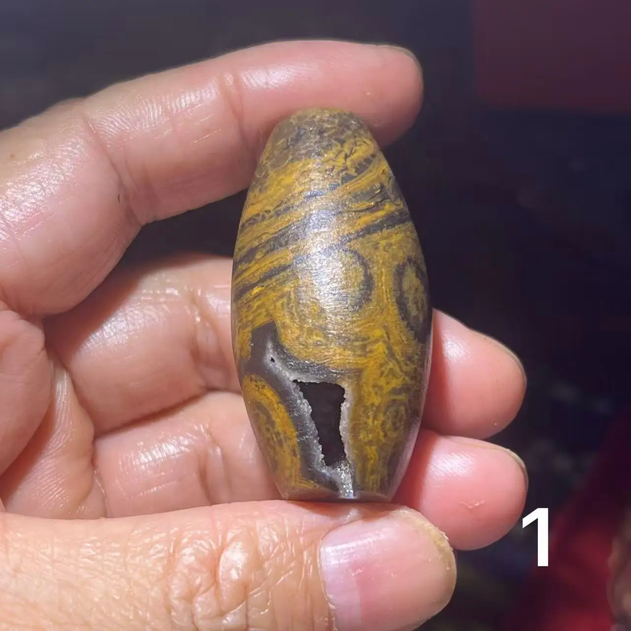 

1pcs/lot Crystal Cave Inner Mongolian Dzi Bead Raw Stone Unprocessed Texture World's Most Powerful Weathering wholesale