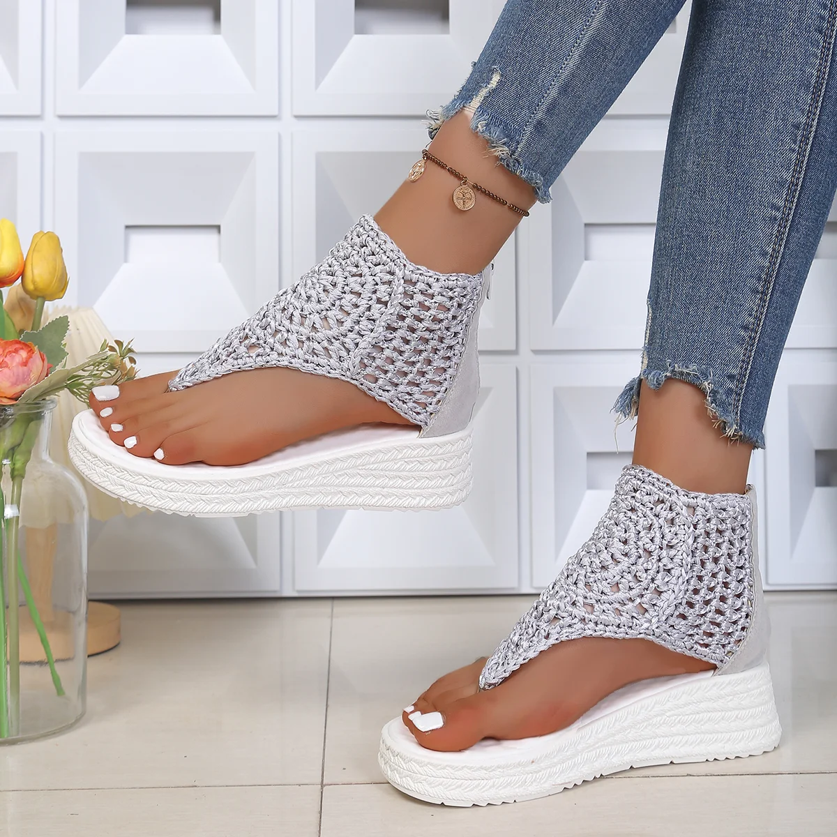

2026 Hot Seller New Knitted Flip flops Sandals for Women Braided Elastic Summer Shoes Mesh Flat Bottom Hollow Out Female Sandals