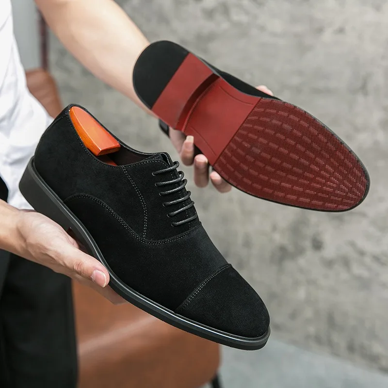 

Новая мужская обувь Роскошная замшевая повседневная обувь Дизайнерские свадебные туфли для мужчин Остроконечная деловая обувь Обувь-броги Мужские лоферы