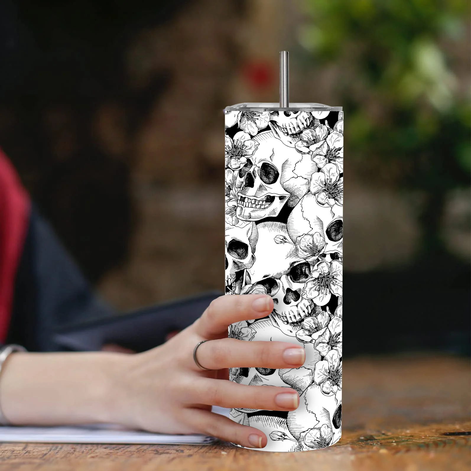 1pc Gothic Skull & Flower Tumbler with Leakproof Lid - 304 Stainless Steel Vacuum Travel Mug, for / Drinks, Gothic Horror Gift for /,, Office, Birthday & Christmas Gifts