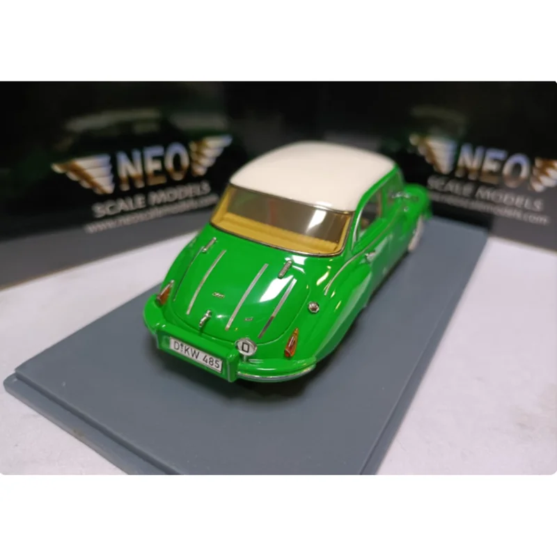 Neo 1/43 DKW 3 = 6 F94 4d 1957 أخضر أبيض سقف الراتنج نموذج سيارة الكبار تذكارية كلاسيكية ثابت عرض تحصيل لعبة هدية