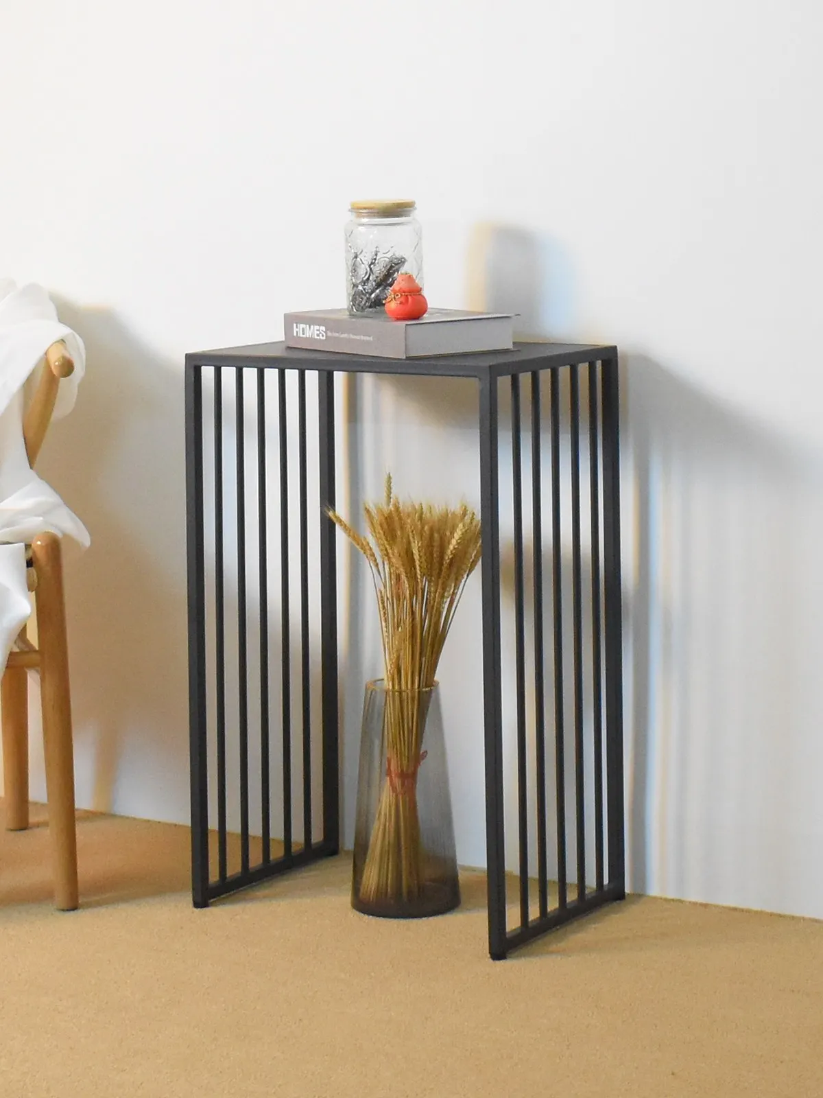 

Скандинавская подставка для диспенсера для воды, полка для робота-пылесоса, стеллаж для мусорного ведра в гостиную, декоративная подставка из кованого железа, подставка для цветов, стеллаж для хранения