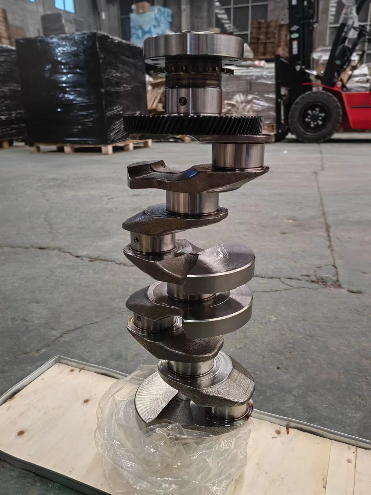 Factory Engine Forged  Crankshaft with Gears for diesel 2.0 D AJ200  204DTD  LOW Power  SINGLE TURBO  LR106466