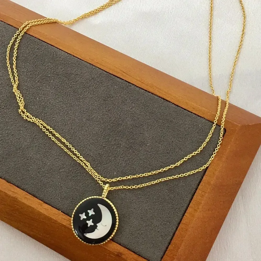 

Europe Fashion Star Moon Gold Necklace Women Top Quality Charm Jewelry Party Trendy