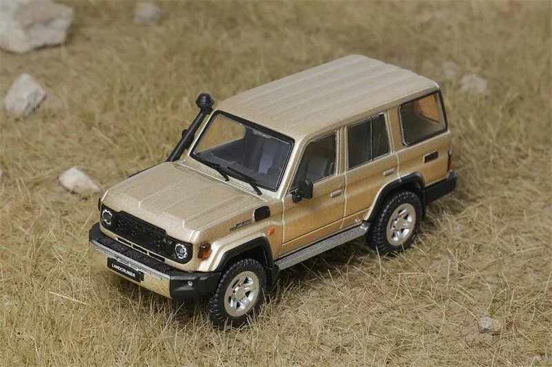 GCD 1:64 Land Cruiser LC70 J76 Diecast Model Car