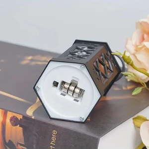 Lâmpada de vento hexagonal Vela, LED, portátil, cavalo pequeno, lâmpada retro desktop, decoração da atmosfera, presente criativo 8 principais vendas vela para mobilete - №1