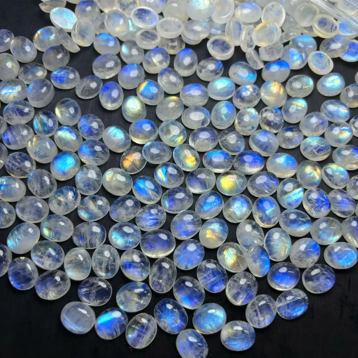 1 Pc Fengbaowu Natural Stone Rainbow Blue Moonstone Oval Cabochon Shape 10x12MM DIY Ring Pendant High Quality Jewelry Gift
