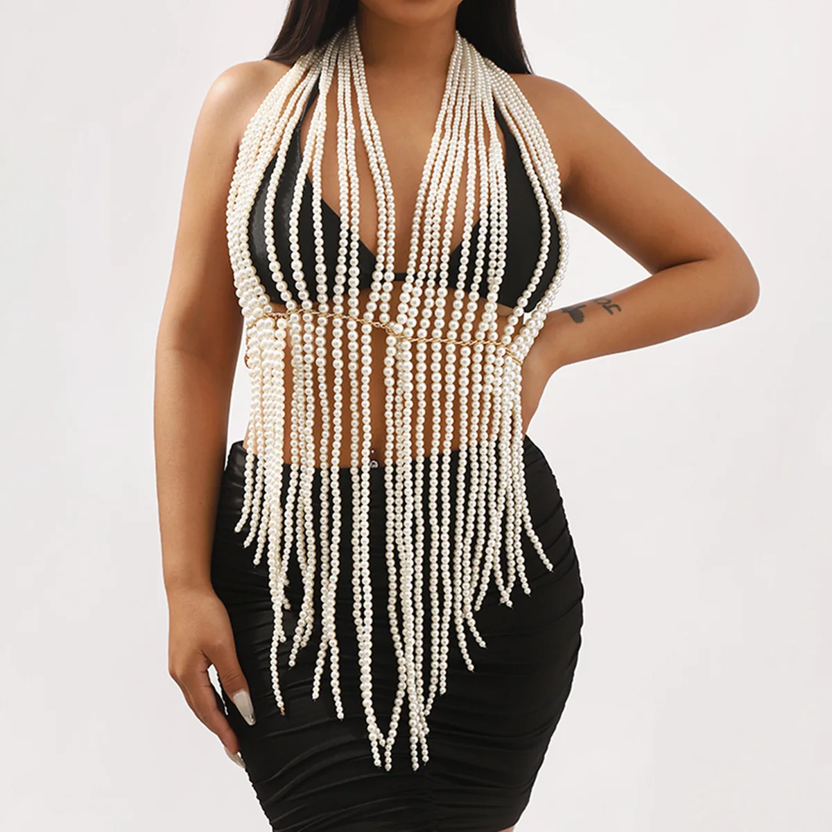 Luxury Long Tassel Plastic Pearls Bra Chain for Women Pearls Woven Lbackless Tops Camis Bikini Crop Elegant Women Body Jewelry