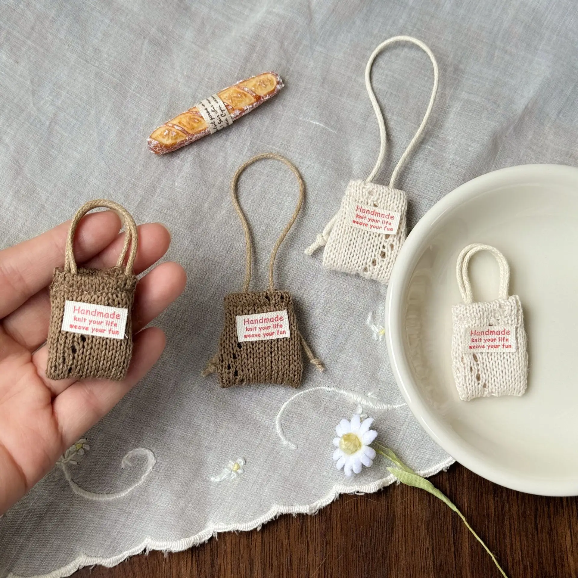 Labubu 및 기타 10cm 인형용 미니 니트 핸드헬드 백 어린이 선물