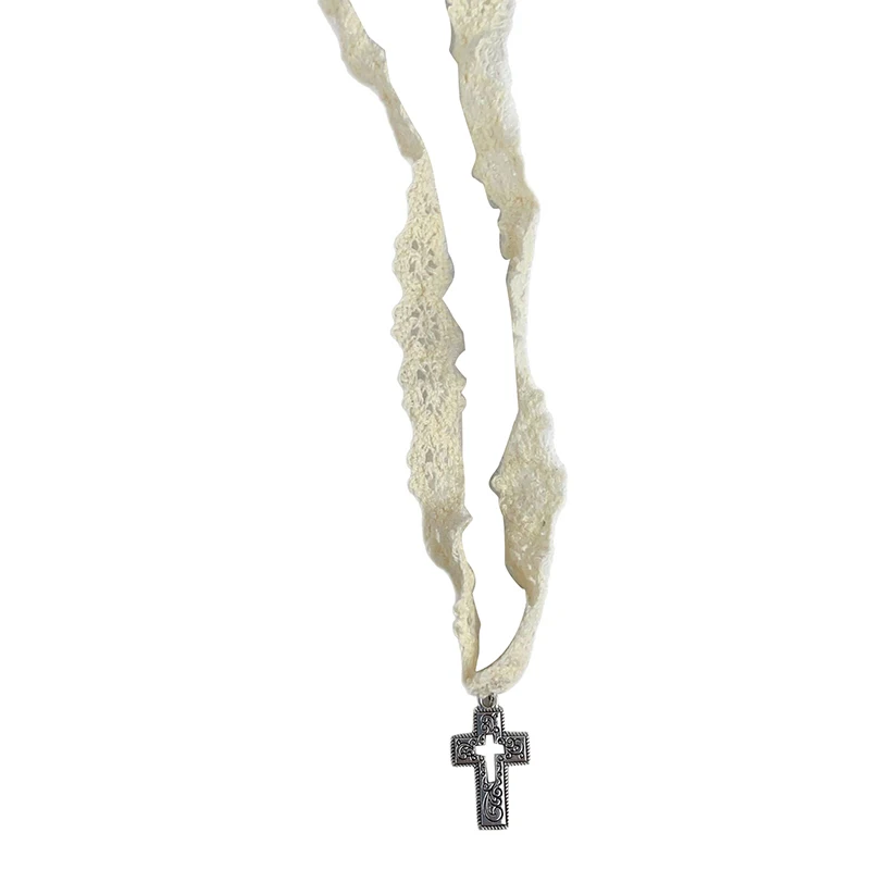Colar com pingente de cruz vazada e alça de renda, estilo doce e moderno, para mulheres e meninas, joia decorativa para festas e presentes.