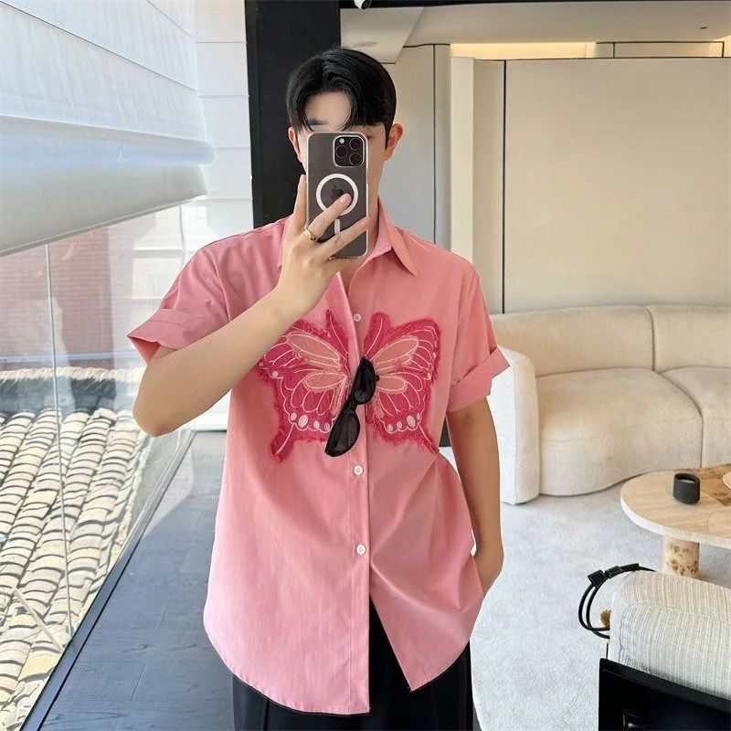 Men Pink Butterfly Appique Summer Shirts Tops Male Trendy Chic Ins Blouse Gentleman Allure Senior Mature High Street Streetwear