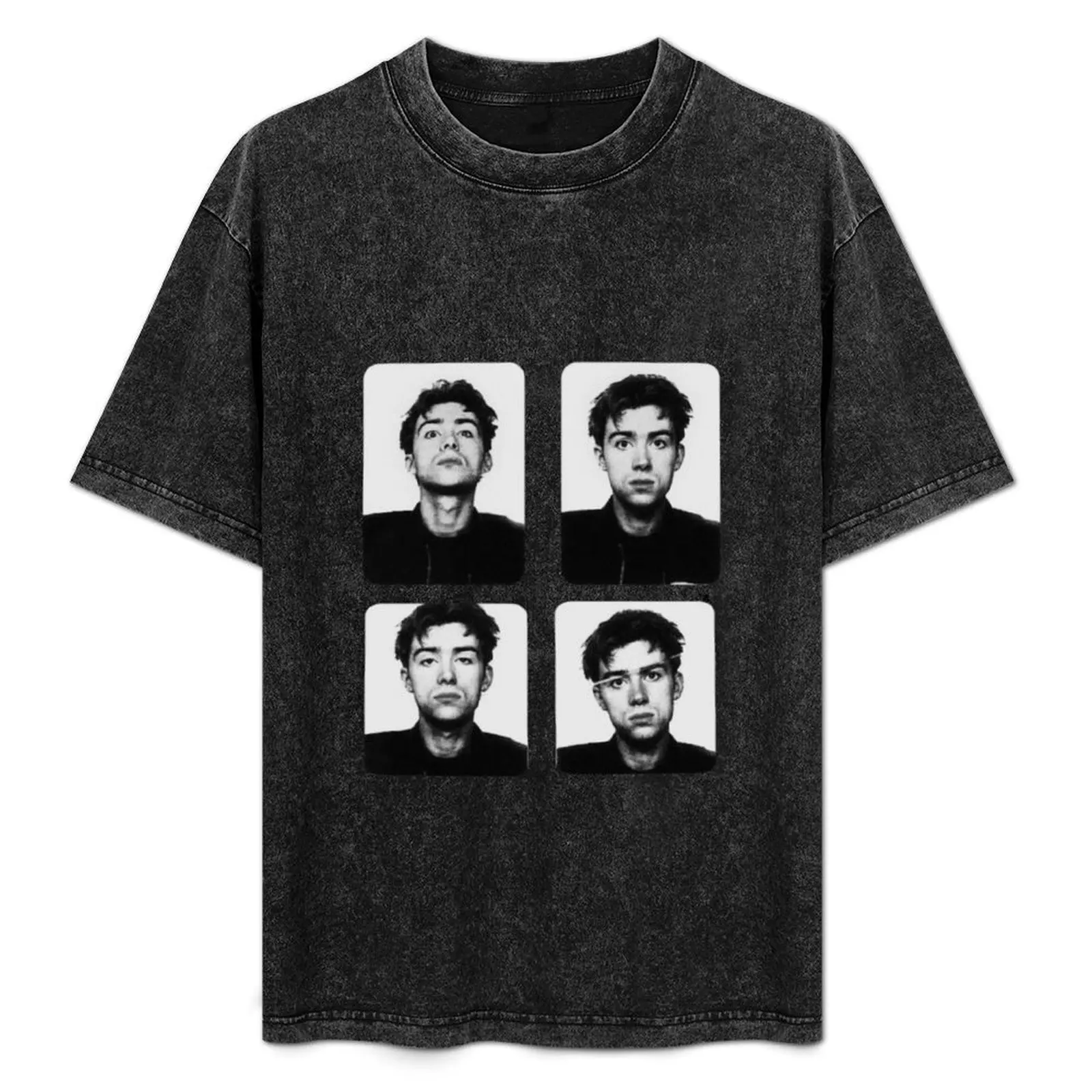 

Damon Albarn T-Shirt Quick Dry Light Sports T-Shirt
