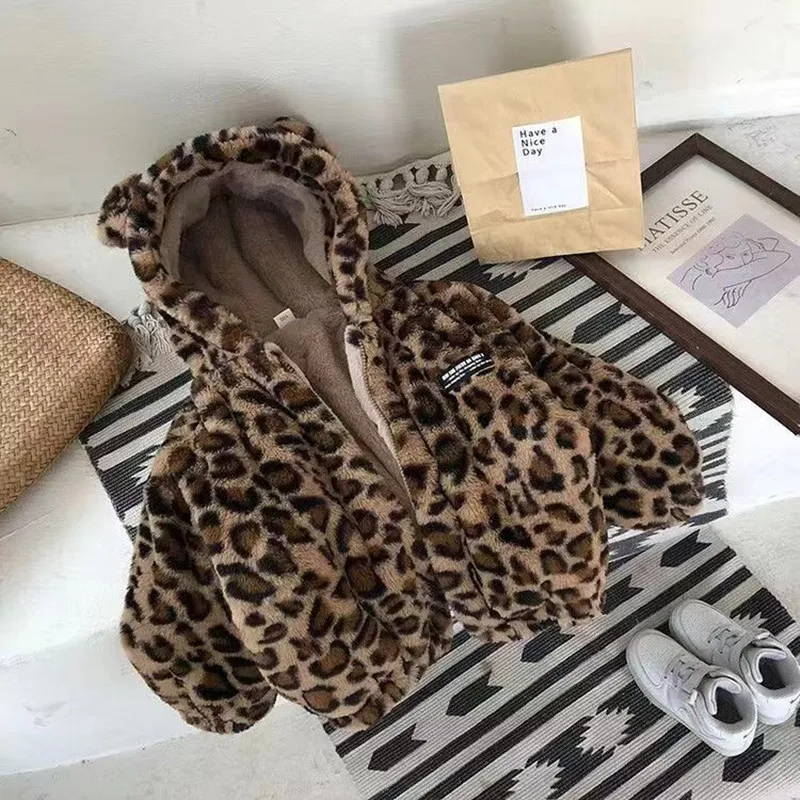 2024 Baby Girls Boys Leopard Hooded Winter Coats Soft Fake Fur Warm Fashion Kids Overcoats Jackets Children Clothes