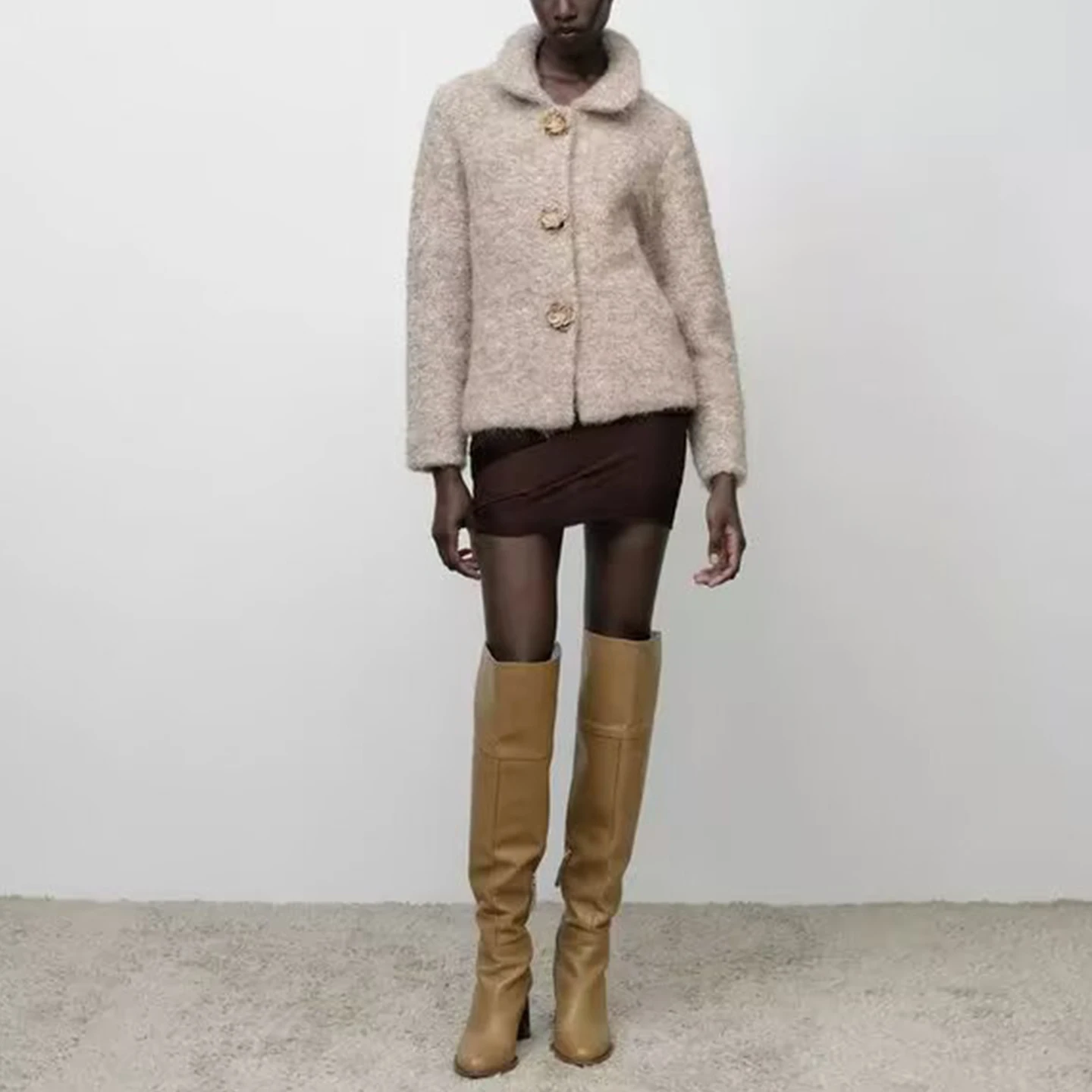 كارديجان نسائي من Z محبوك من الفرو الصناعي مع أزرار مزخرفة، تصميم جديد لعام 2025، نمط عملي، قصة مستقيمة، أكمام طويلة من ...