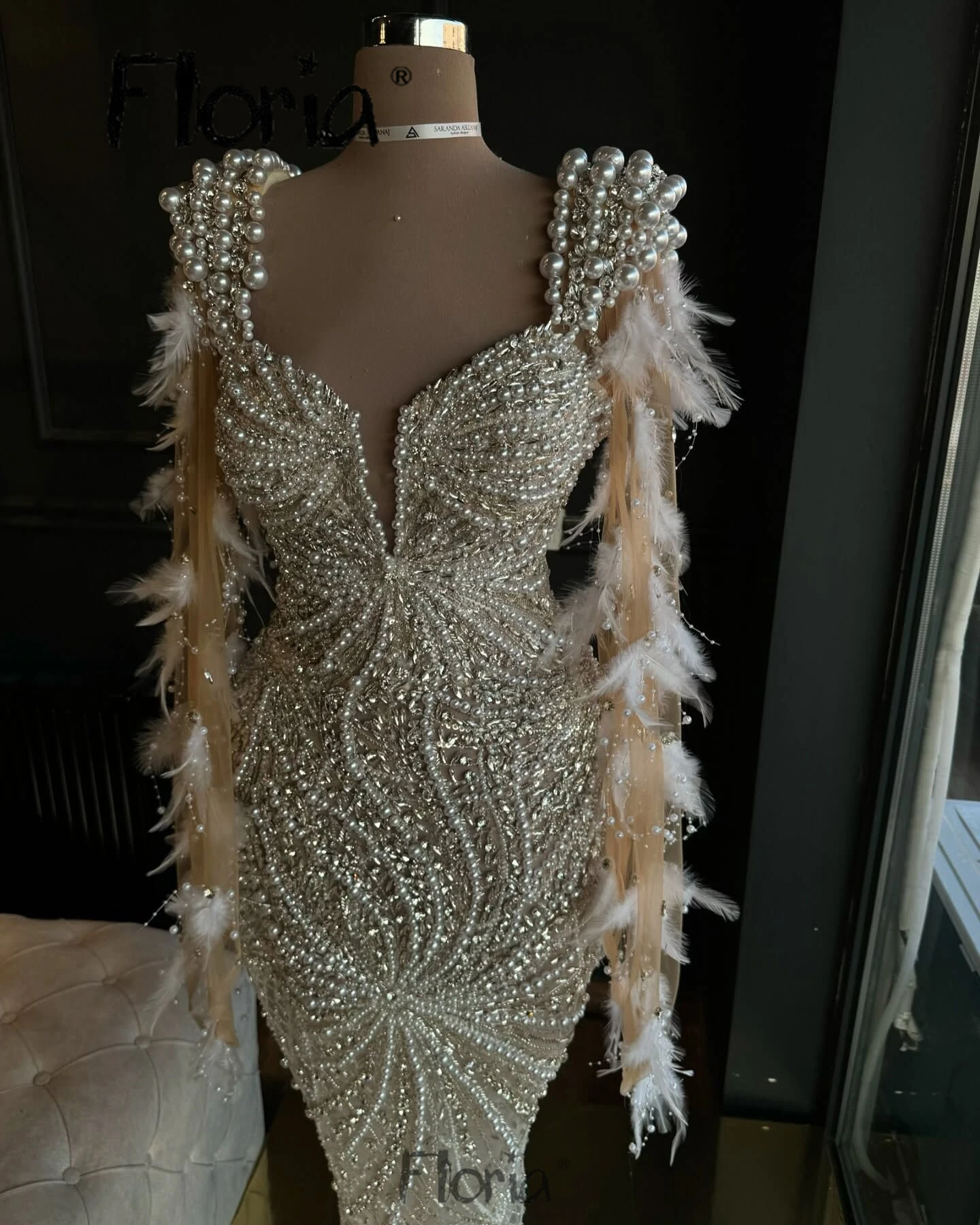 Champagne 2025 Customized Evening Dress Feathers Long Sleeves Square Neck Midli Long Wedding Party Gowns Celebrity Dresses