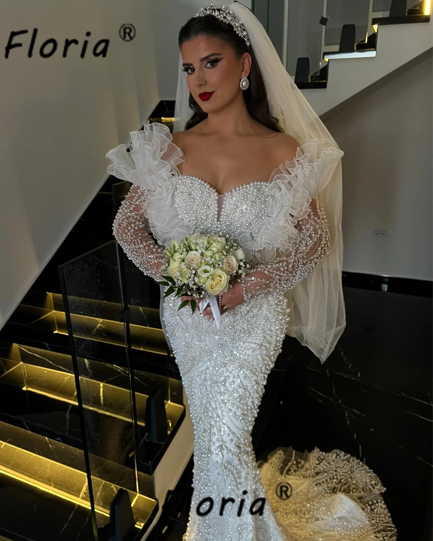 Luxury Pearls Ruffle Ivory Mermaid Wedding Dress Mermaid Black Girls Beaded Bridal Party Dress Vesidos de Noche Dubai Formales