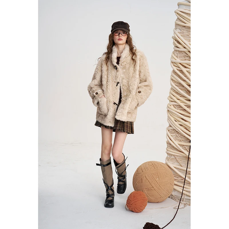 ELFSACK Women's Faux Fur Coat with Frog Button, Stand Collar Outerwear, Chic Loose Winter Jacket
