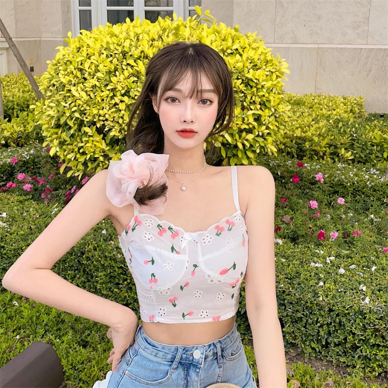 

Hollow embroidered beaded bow crop tops sexy spaghetti strap tanke top 2022 summer lace off shoulder sleeveless camis for women