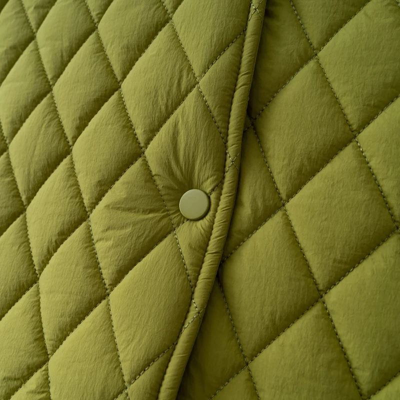 Рисунок 6 - Женская осенне-зимняя куртка-шарф