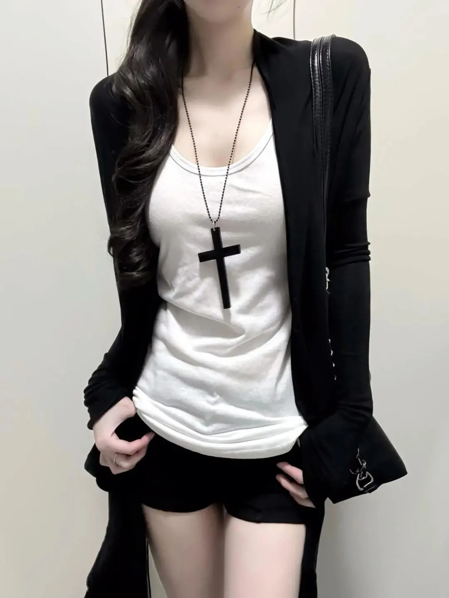 

Black Cardigan And White Strap Vest Two-Piece Set Women's Fashion Korean Style Summer New Arrival Casual Wear to Office
