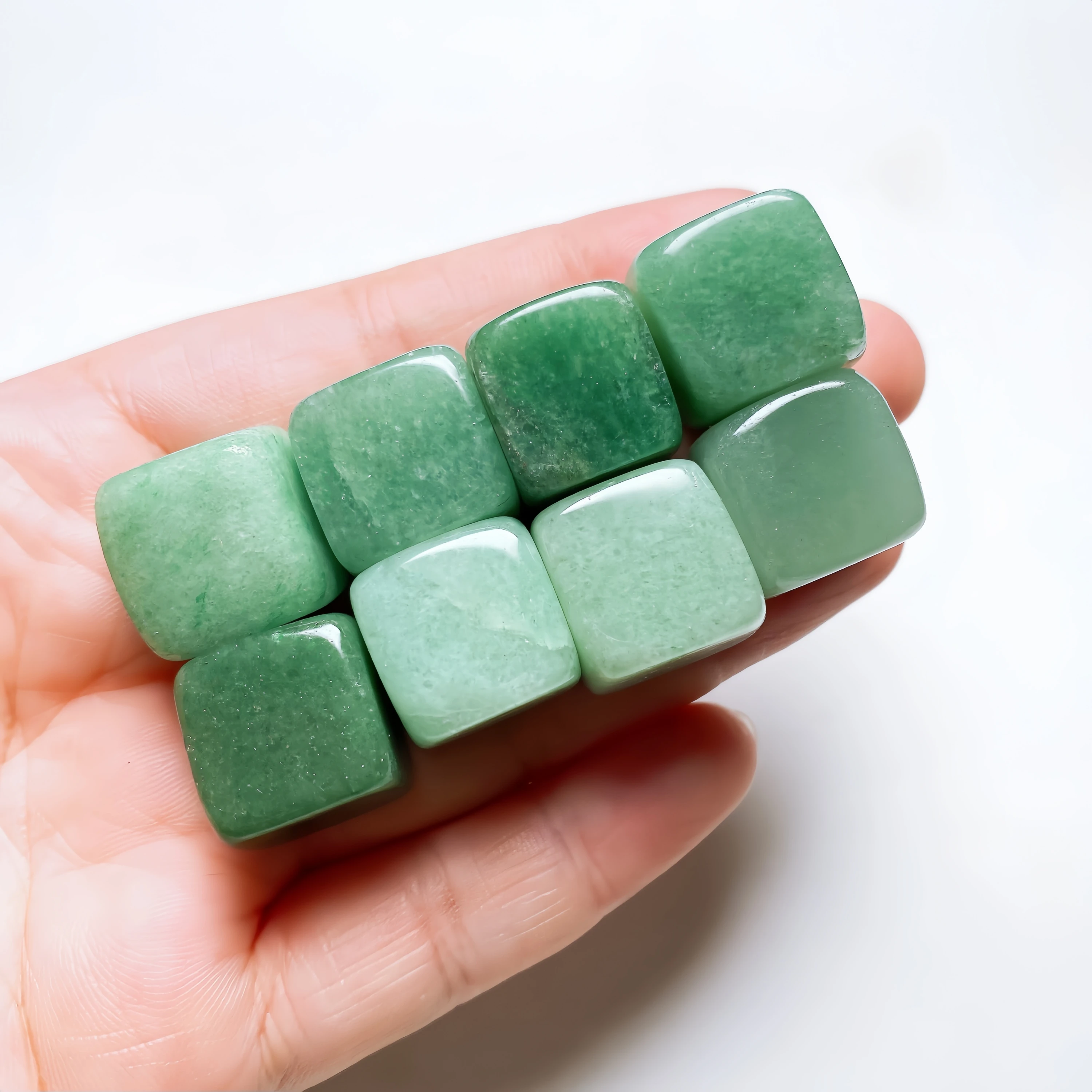 Natural Green Aventurine Square Palm Cube Tumble Polished Crystal Quartz Stone Healing Energy Aquarium Home Decoration Gift