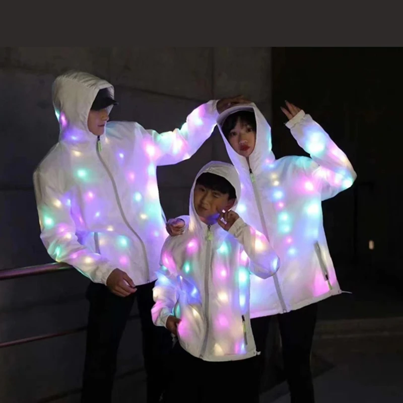 Wysokiej jakości świecące ubrania LED dla dorosłych dzieci Party Glow Supplies New Year Decor Jacket Trouser Performance Dancing Clothes — zdjęcie 3