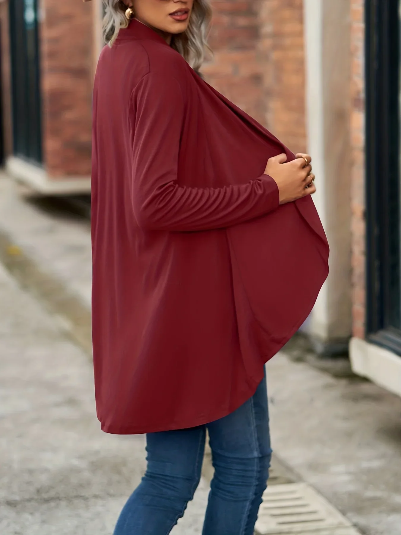 

Plus Size 1XL-5XL New Women's Fashion Spring Autumn Solid Color New Fashion and Temperament Long Sleeved Loose Cardigan Top