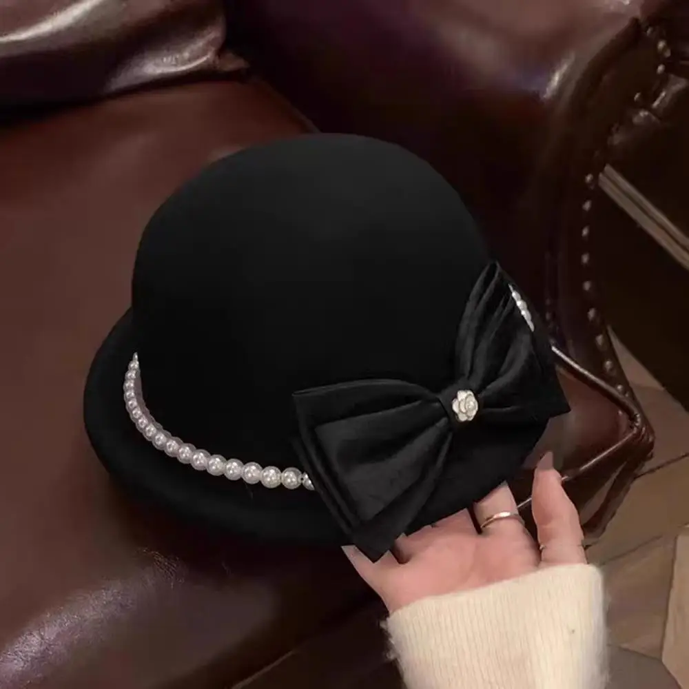 الرجعية القوس القوس اللؤلؤ الرامي قبعة موزع الصحف قبعات الصوف فيدوراس الشتاء أنيقة بسيطة المرأة موضة الدفء قبعة اللؤلؤ الموضة