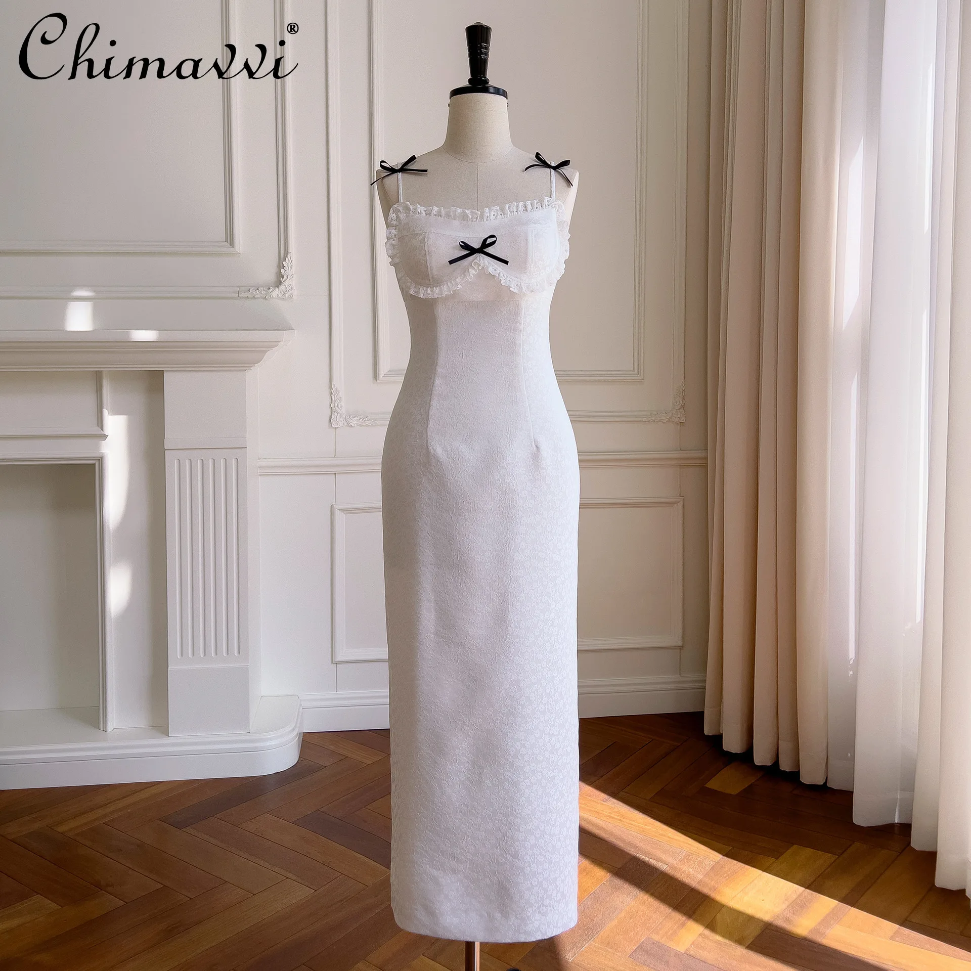 

French Elegant Temperament Lace Splicing Jacquard Bow Sleeveless Backless High Waist Hip-wrapped White Sling Long Dress Woman