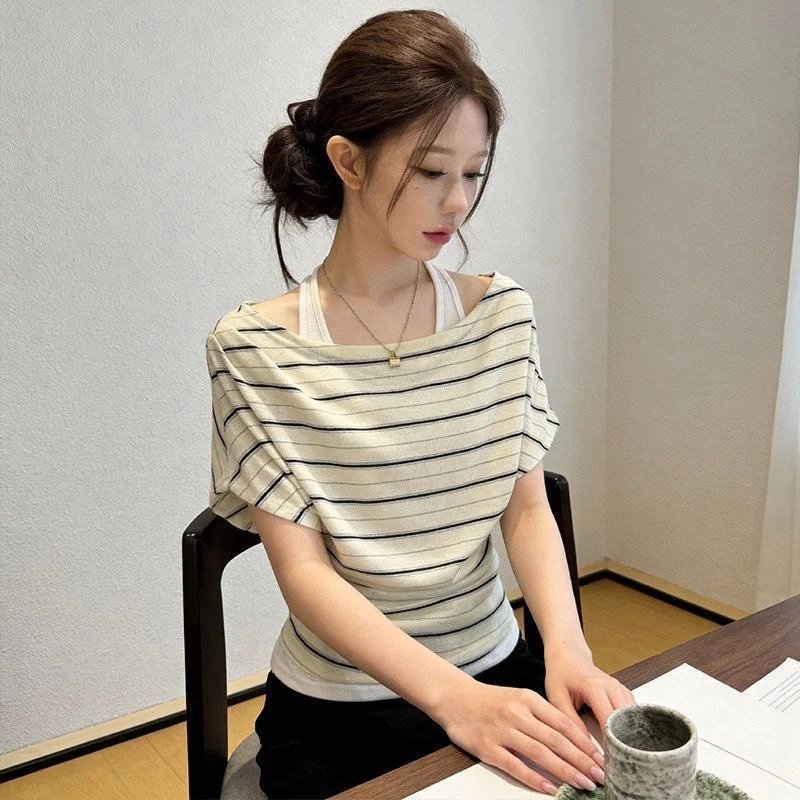 plus Size Women's Casual Style Batwing Sleeve T-Shirt Neck Hanging Design Slimming Waist Effect Short Sleeve Top