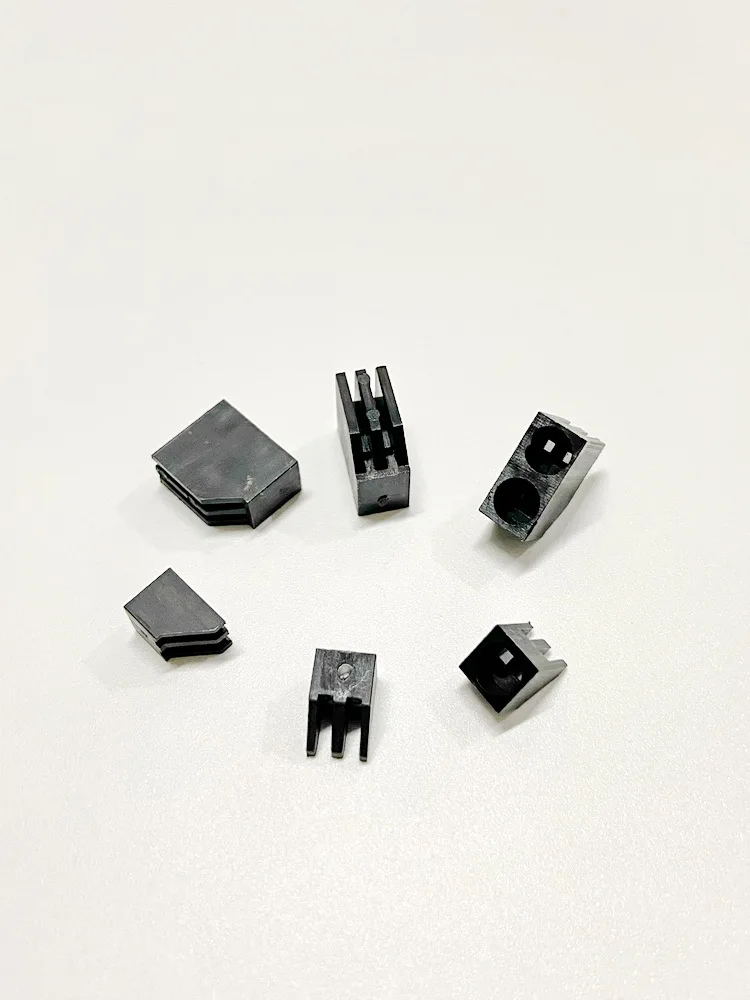 

Square Black Plastic Suitable For Two PIN Lights With A Diameter Of 5mm PCB Board Installation 90 Angle Bracket LED Holder Mount