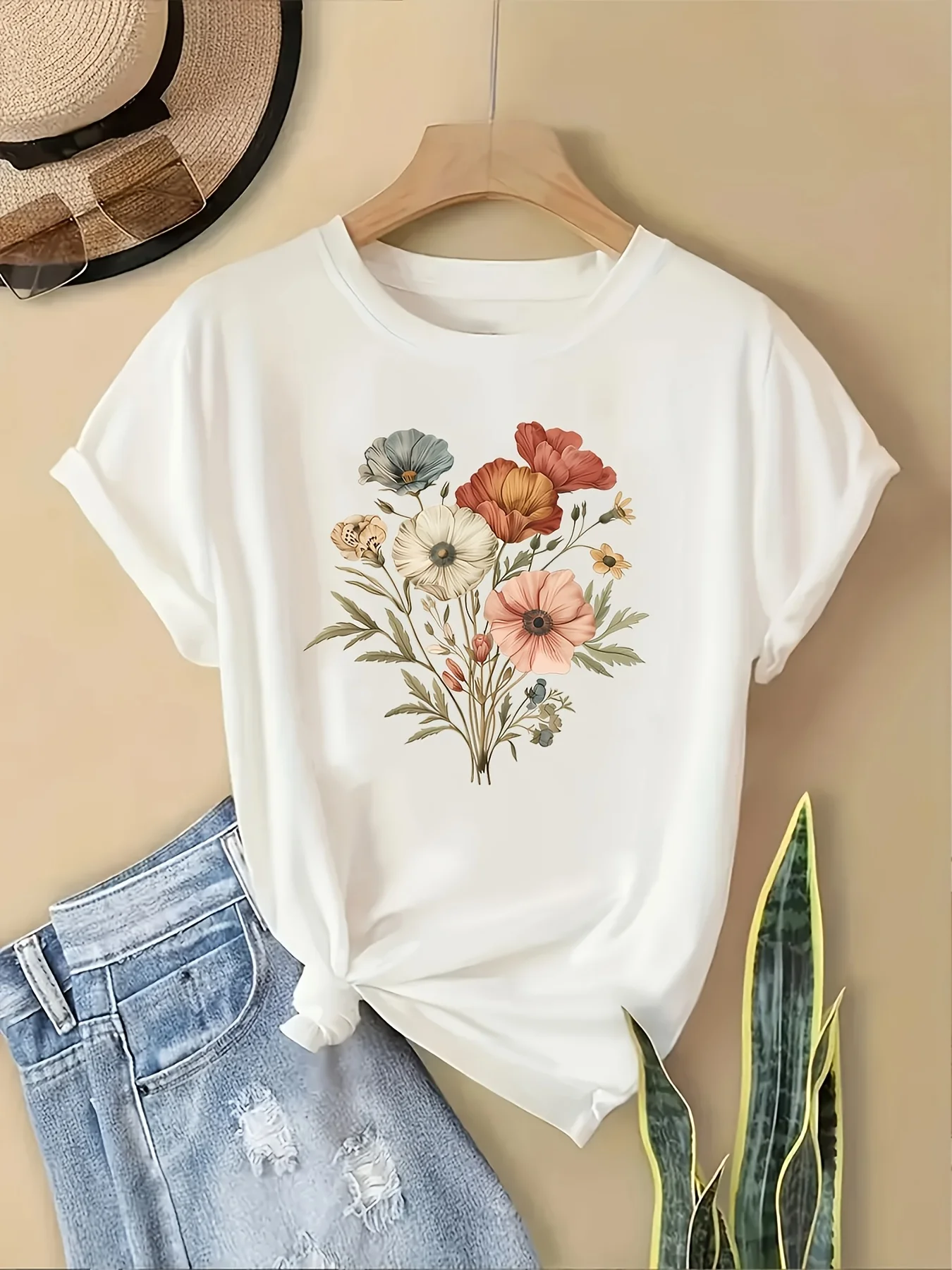 [Floral Fashion Tee] Breathable Polyester Women's Casual Fashion T-Shirt - Crew Neck Short Sleeve Colorful Floral Prin Machine image 3