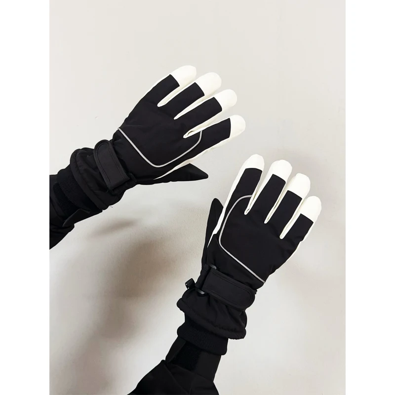 قفازات قطنية للرجال في الشتاء، مع عزل مضاف وسماكة للدفء. مناسبة لركوب الدراجات الكهربائية والدراجات النارية