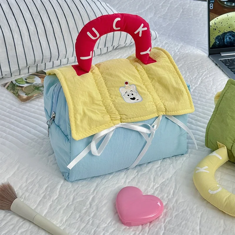 Lindo bolso de maquillaje de Color coreano casa de dibujos animados tamaño grande bloque de Color bolsa de almacenamiento portátil bolsa de aseo de viaje bolso de mujer caliente