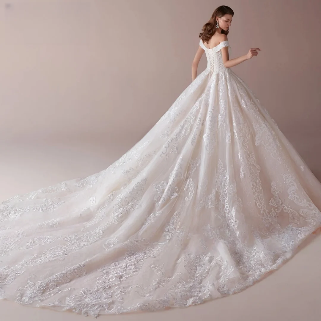 تخصيص رائعة قارب الرقبة الدانتيل الكرة ثوب فساتين الزفاف أنيقة يزين مطرز قطار مصلى خمر الأميرة ثوب الزفاف