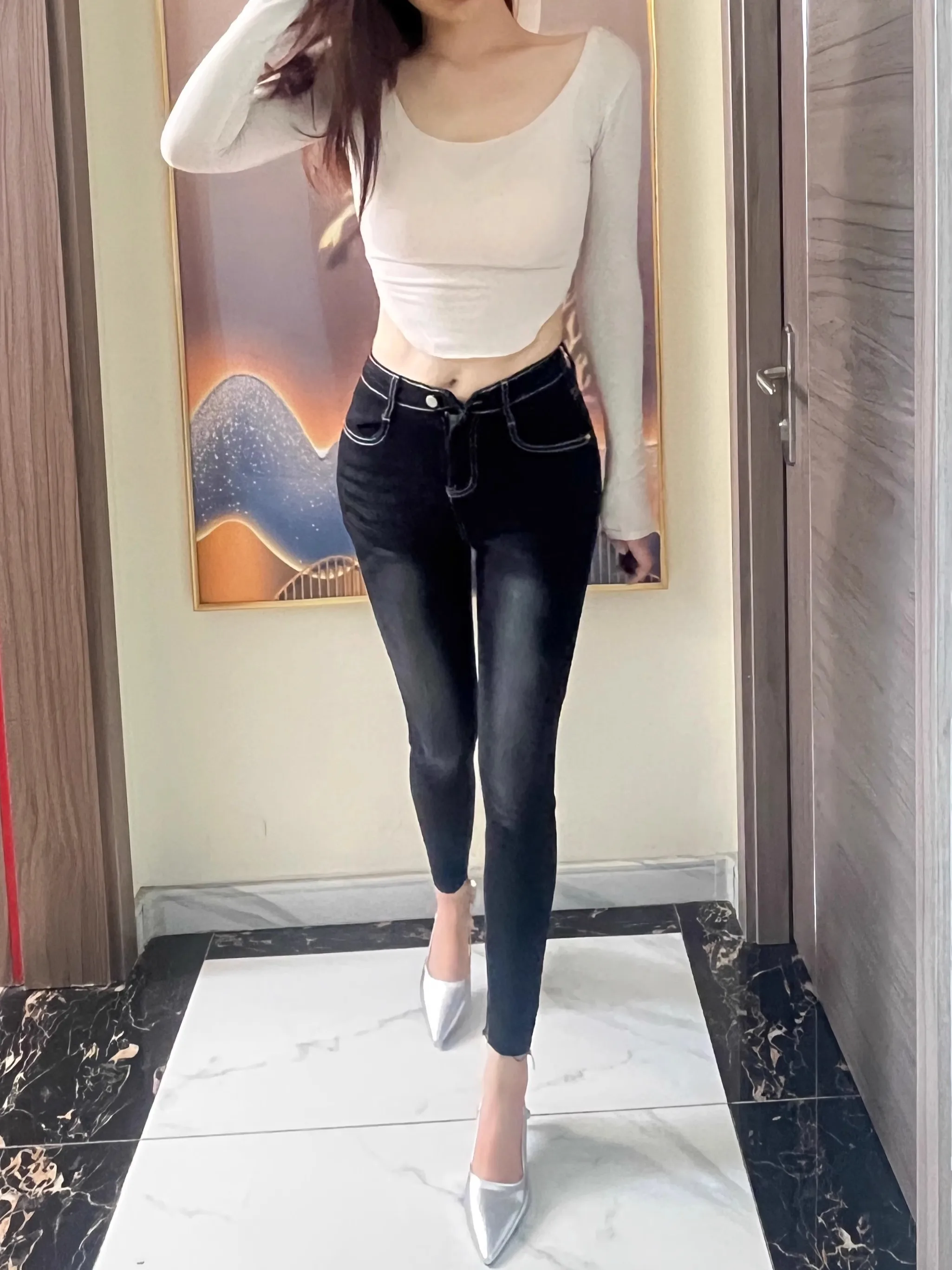 섹시한 하이웨이스트 힙업 팬츠 여성용 기본 슬림핏 나인 포인트 슬리밍 블랙 코튼 진 한국 스타일 데일리웨어