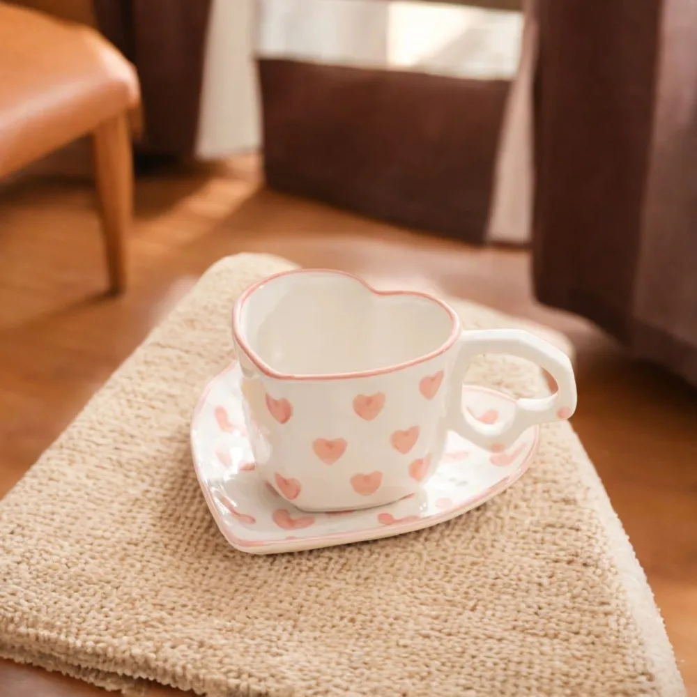 Wholesale Middle East Style Creative Heart Ceramics Coffee Tea Cup, Porcelain Milk Cups, Unique Tableware Gift Water cup Water